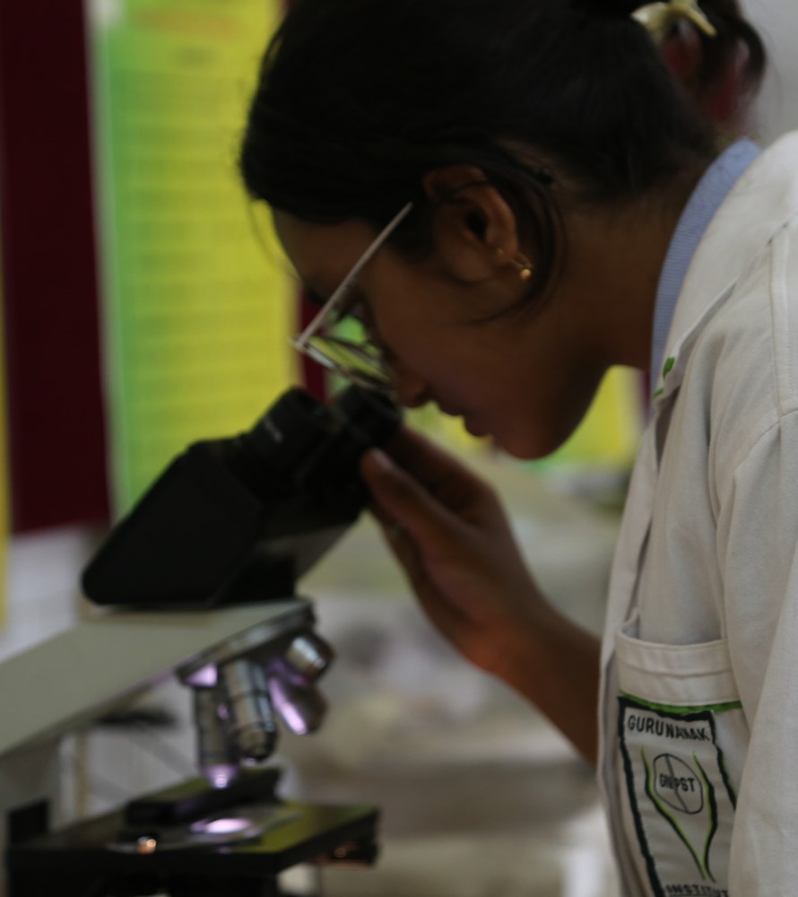 Pharmaceutical Research at GNIPST